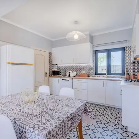 Villa Spacious 4-bedroom With Private Pool *