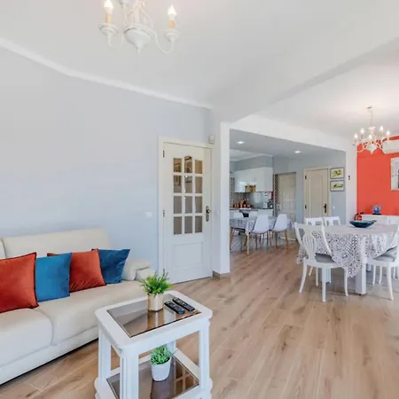 Spacious 4-bedroom With Private Pool Villa Guia (Faro)