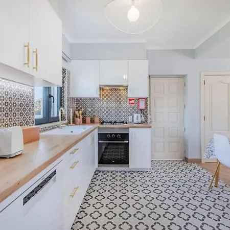 Villa Spacious 4-bedroom With Private Pool Guia (Faro)